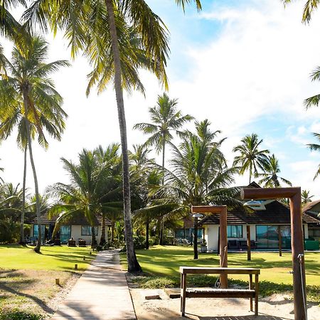 Bangalo Luxo Beira Mar Carneiros Beach Resort 普拉亚多斯卡内罗斯 外观 照片